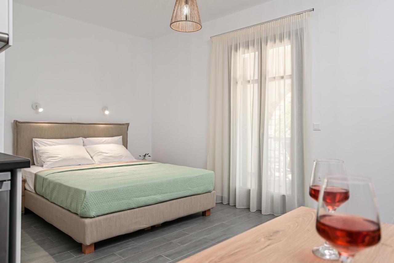 Aparthotel Vive Mare Plaka II Exterior foto