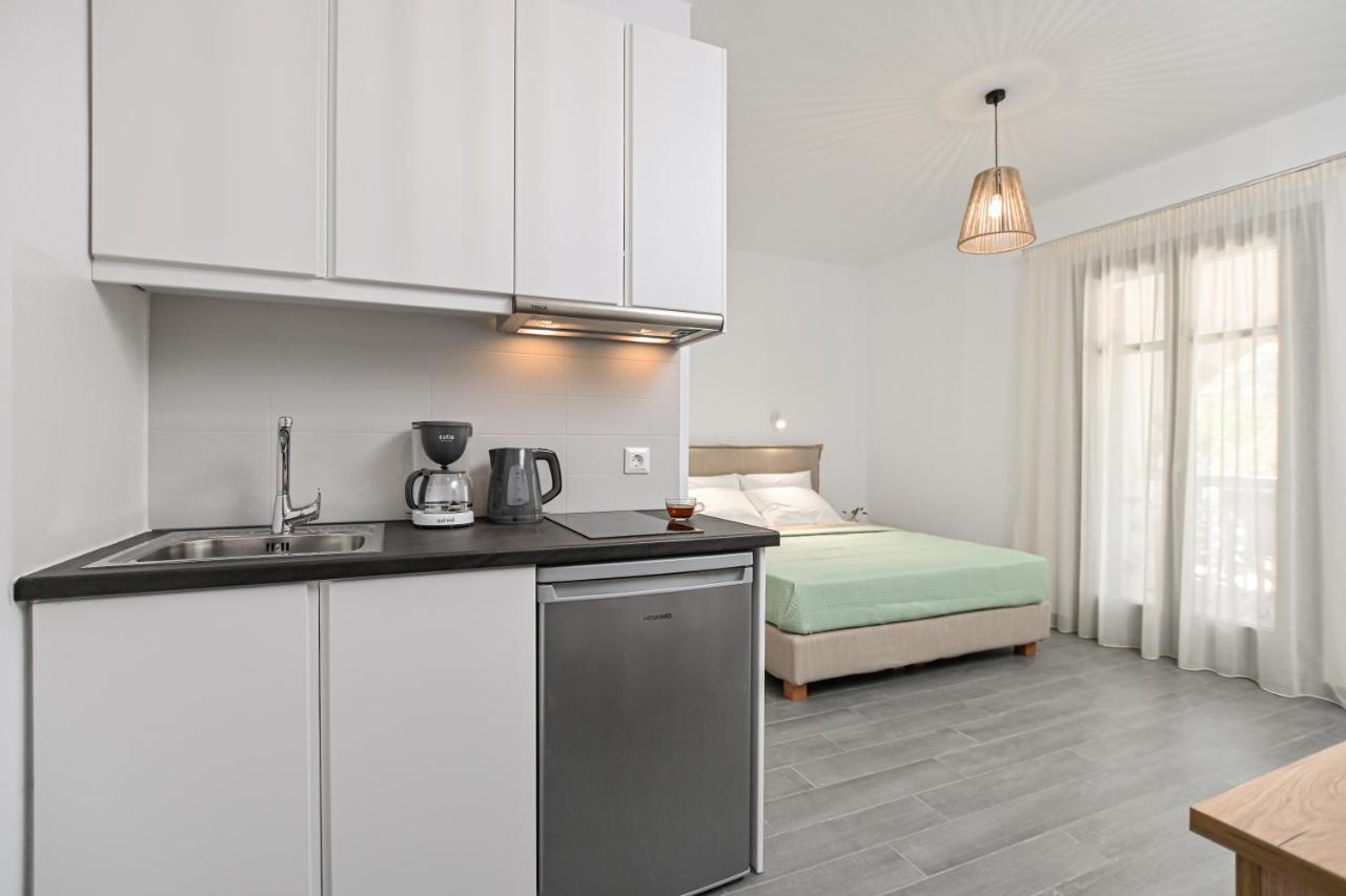 Aparthotel Vive Mare Plaka II Exterior foto